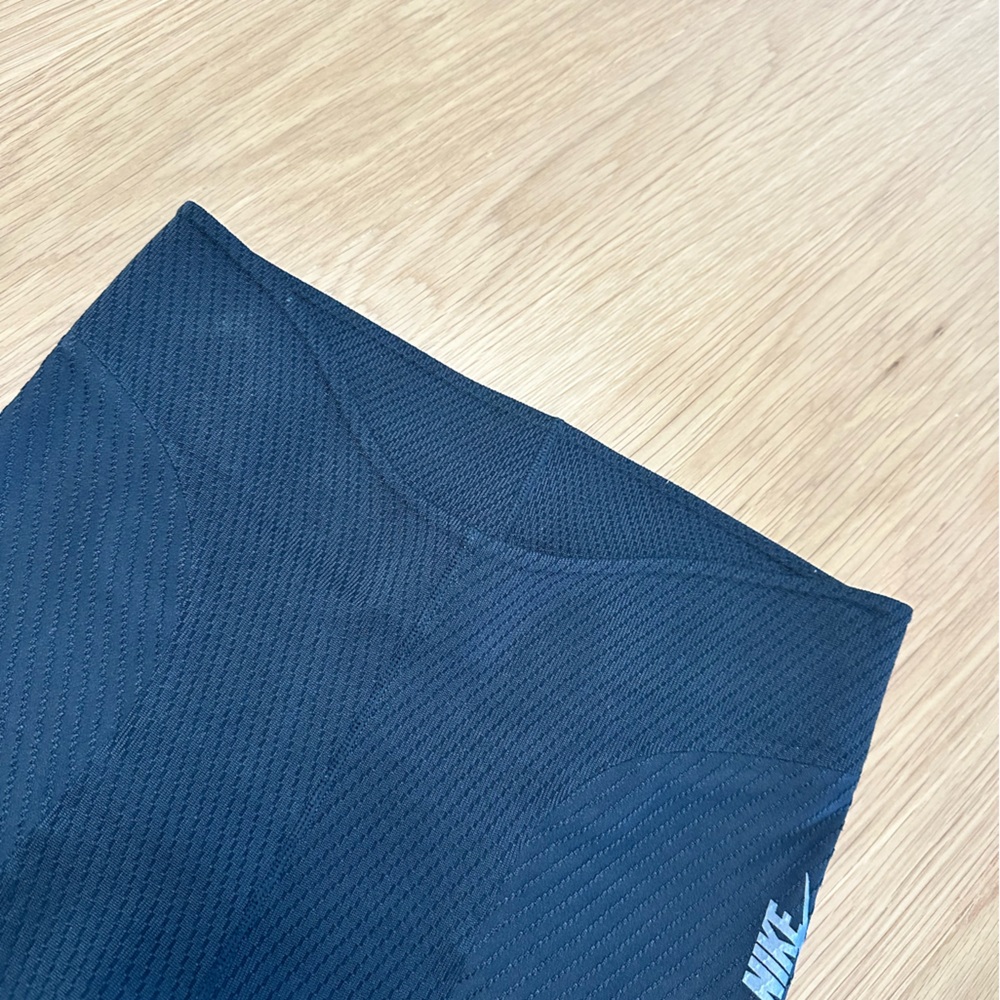 Nike High Waist Leggings Size Small Black - Picture 6 of 12